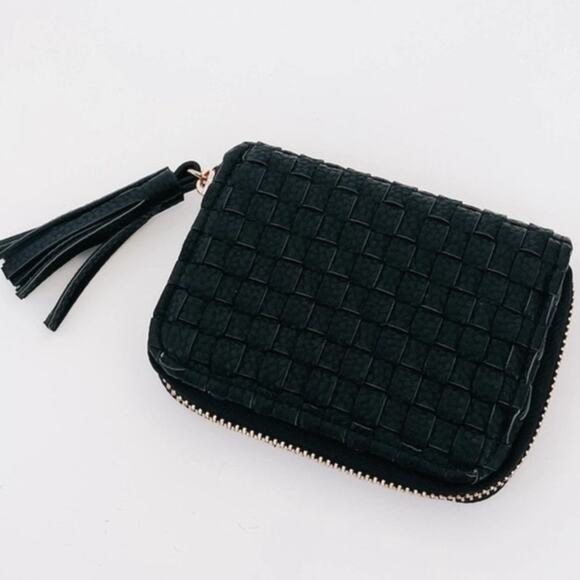 Wynona Woven Card Wallet Solid Black - Picture 1 of 2